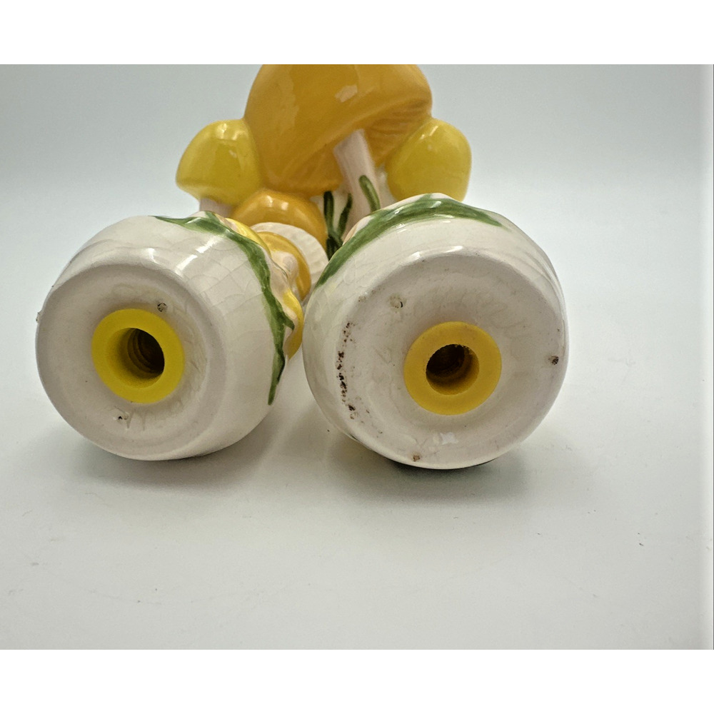 Vintage Mushroom Collection Ceramic Napkin Holder And Shakers Set - Picture 6 of 8